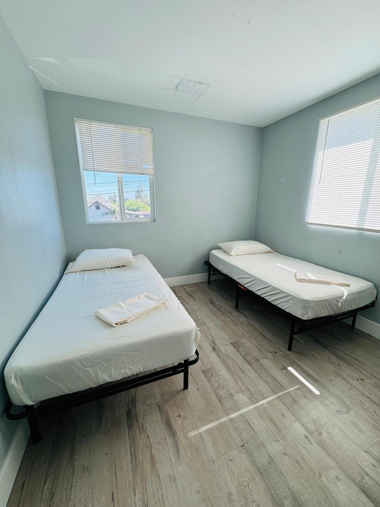 California Castle - Fashion District - Dtla - Flexible Hostel *